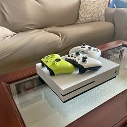 Xbox One S