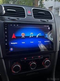 Autorádio z Číny - podpora apple CarPlay i Android auto
