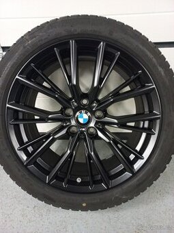 BMW 3 G20 zimní sada 18 Styling 796 Bridgestone 225/45 R18