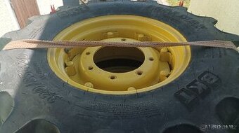 Kola John Deere 20"a 28"