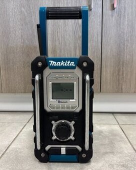 Stavební rádio Makita Dmr108 – včetně baterie 18V 3.0Ah