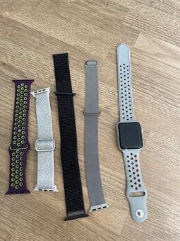 Apple Watch série 3 42mm hliník