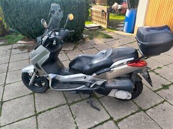 skůtr Yamaha Xmax 250 2006