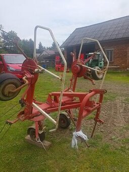 Obraceč sena PZ 4 m