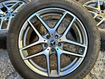 Mercedes GLC ,AMG 235/55/19 zánovní zimní sada