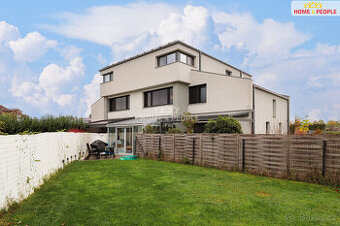 Prodej řadového domu 4+kk, zahrada, Praha 9 - Koloděje