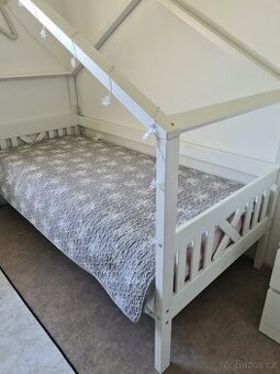 Dětská domečková postel Karlonie (Sconto nábytek)