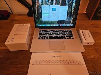 Apple MacBook Pro 15 - 2TB / i7/ 16GB/ Nové Baterie, Přísluš