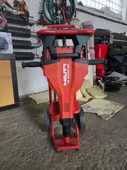 Predám akú Búracie kladivo Nove nepoužite Hilti