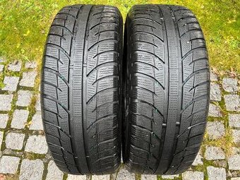 215 60 16 R16 zimní pneu Toyo