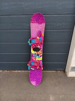 Snowboard s vázáním Head a vakem