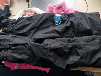 Vyteplené kalhoty 3-4 roky značkové