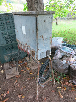 Stavební rozváděč antoníček s přívodním kabelem