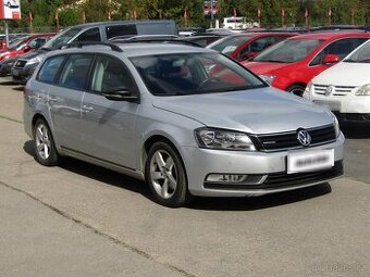 Volkswagen Passat 1.6TDi ,  77 kW nafta, 2013