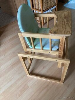 Dětská jídelní židlička