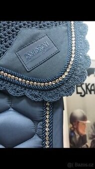 Dečka a čabraka Eskadron