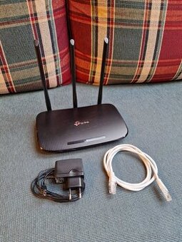 Balíček síťových prvků TP-Link a D-Link