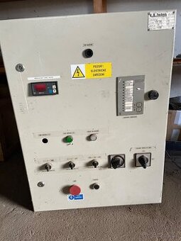 Rozvodná skříň - použitá