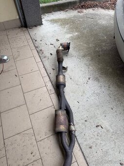 Vyfuk s katalyzátorem Audi s3