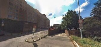 Garážové stání, Praha 3, ul. V Rozkvětu