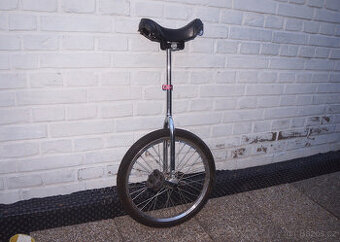 Jednokolka 20 monocykl jednokolo, akrobatické freestyle kolo