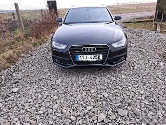 Audi A4 B8,2,0 TDI Quattro, Manuál
