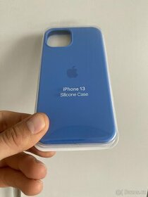 Modrý kryt na Iphone 13