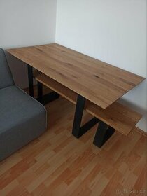 Masivní dubový jídelní stůl +lavice.
