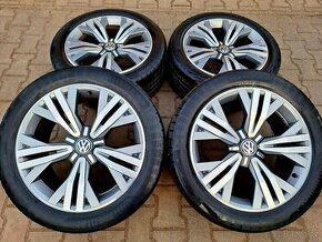 Originál letní sada VW Passat B8 Alltrack 5x112 R18 Kalamata