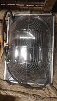 Pyramidový solární ohřev včetně ventilu