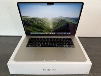 MacBook Air 15'' 2024 / M3 / 8GB / 256GB / Starlight / Kom - 1