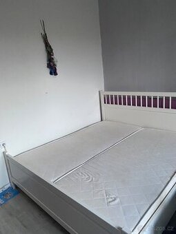 Postel IKEA Hemnes - 1