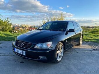 Lexus IS200 SportCross