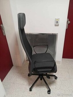 židle k PC-IKEA MARKUS Kancelářská židle VISSLE tmavě šedá