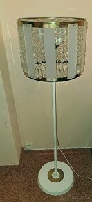 Křišťálová stojací lampa