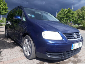 Volkswagen Touran 7 místný,2.0.16V