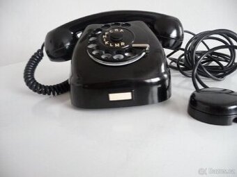 Starý telefon Tesla T65S