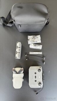DJI Mini 2 SE Fly More Combo