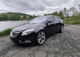 Opel Insignia 2.8 V6 4x4 kůže, navi benzín automat 191 kw