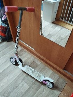 Rezervace -Daruji koloběžku za odvoz - 1