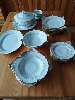 Porcelánový Jídelní Servis Horní Slavkov