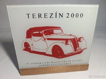 Pamětní destička Terezín 2000 z 17.jízdy HV VCC Velemín