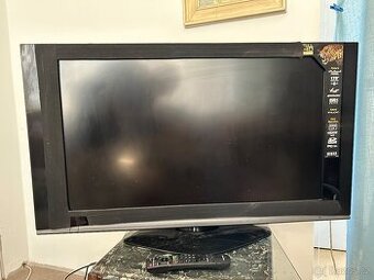 LCD televizor Panasonic Viera úhlopříčka 37" (94 cm)