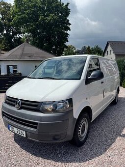 VW T5 2.0tdi 75kw tažné 3 místa  Long servisní kniha