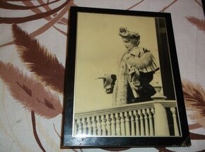 stary obrázek anglické královny