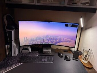 34″ LG UltraGear OLED 34GS95QE-B – jako nový, 1100 h provozu