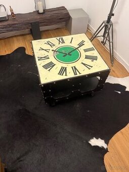 Industriální konferenční stolek - kare design