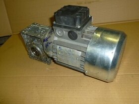 elektropřevodovka 0,75kw/380V /378 ot./min