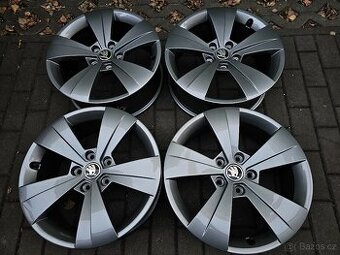 ALU kola disky Škoda 5x112 R17 Superb III Triton