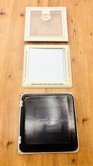 Fiamma Vent 160 – střešní okno – 1 000 Kč